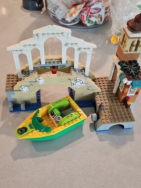 Lego Spider Man Villa Bridge